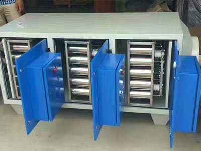 目前橡膠行業(yè)VOCs的處理方法有低溫等離子技術(shù)、吸附-回收技術(shù)、冷凝-消泡-催化氧化法、熱氧化技術(shù)、沸石輪吸附濃縮- rto協(xié)同技術(shù)、低溫等離子-光催化協(xié)同技術(shù)等。